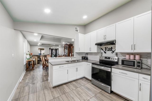 806 Avenue D, South Houston, TX 77587