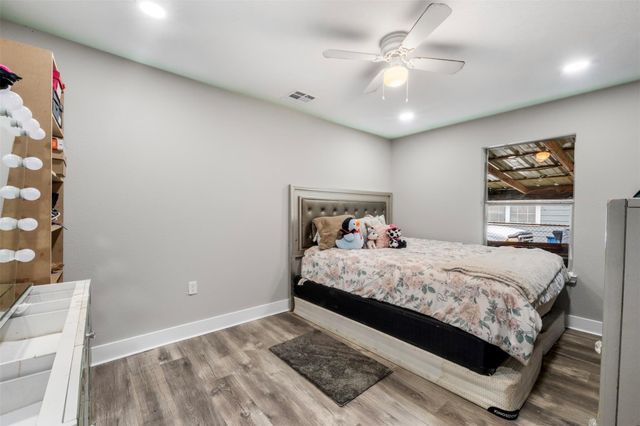 806 Avenue D, South Houston, TX 77587