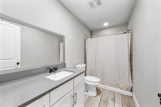 806 Avenue D, South Houston, TX 77587