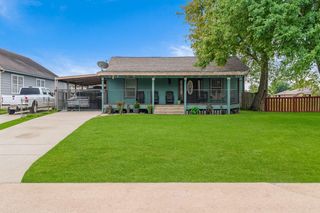 806 Avenue D, South Houston, TX 77587