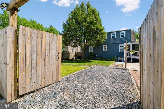 4604 BURLINGTON RD, Hyattsville, MD 20781