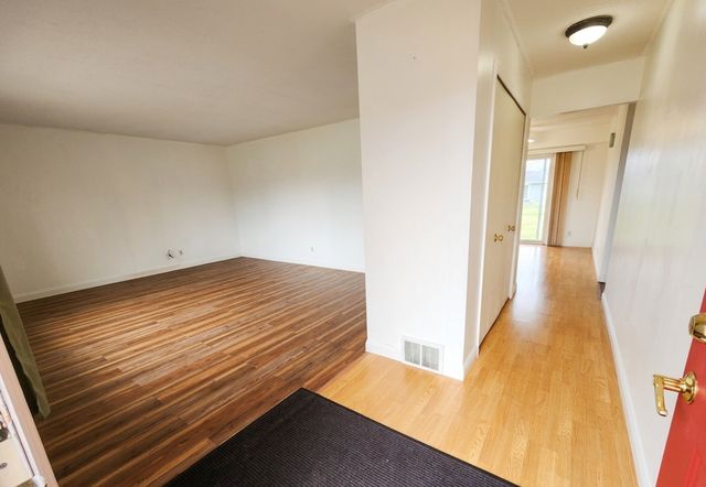 2346 Standridge Avenue, Maplewood, MN 55109