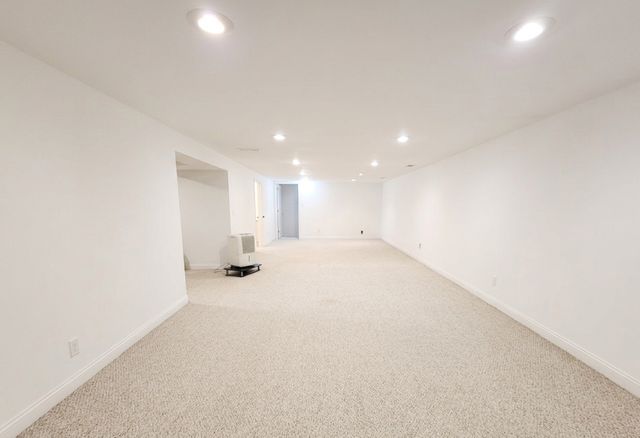 2346 Standridge Avenue, Maplewood, MN 55109