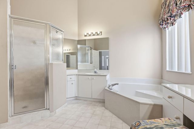 832 Heritage Drive, Weston, FL 33326