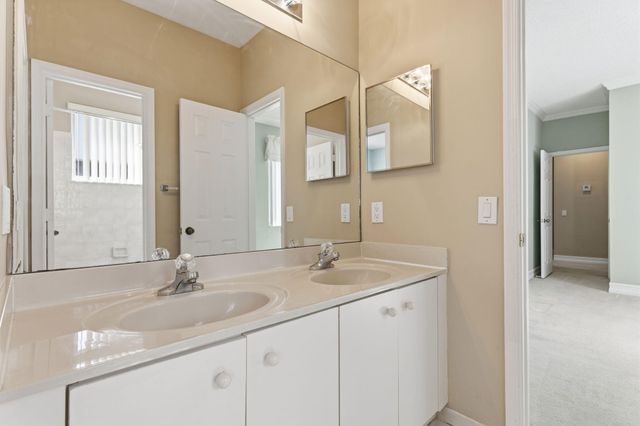 832 Heritage Drive, Weston, FL 33326