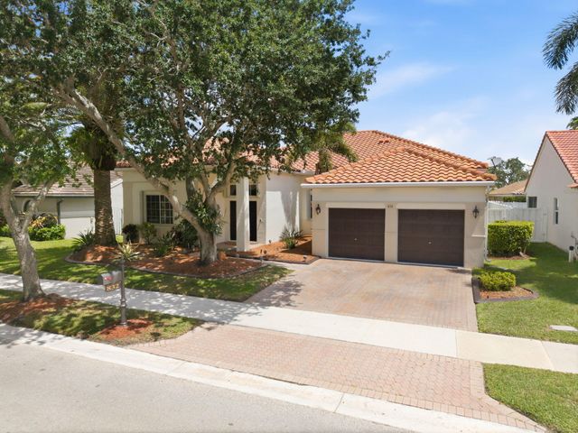 832 Heritage Drive, Weston, FL 33326