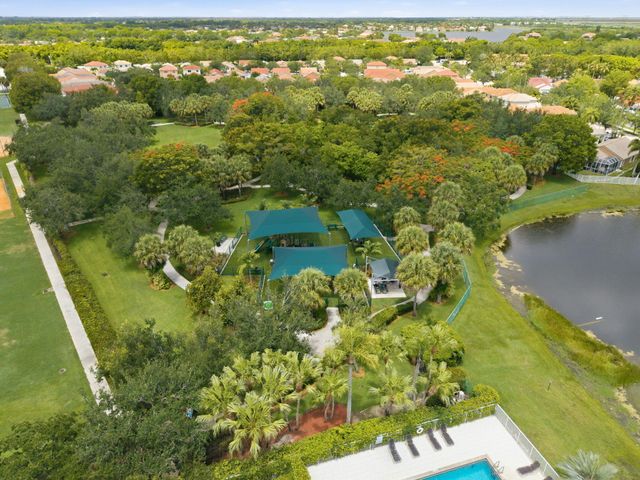 832 Heritage Drive, Weston, FL 33326