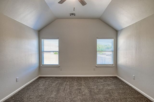3325 Valley Hollow, Norman, OK 73071