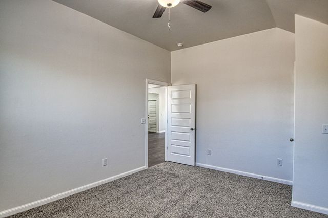 3325 Valley Hollow, Norman, OK 73071