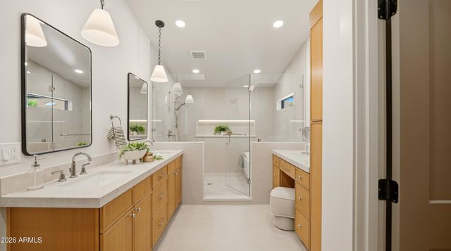 5838 E LE MARCHE Avenue, Scottsdale, AZ 85254