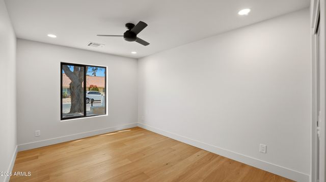 5838 E LE MARCHE Avenue, Scottsdale, AZ 85254