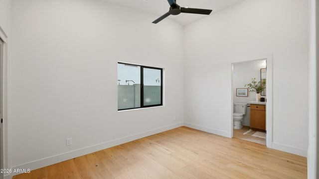 5838 E LE MARCHE Avenue, Scottsdale, AZ 85254