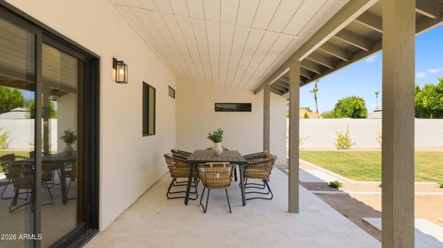 5838 E LE MARCHE Avenue, Scottsdale, AZ 85254