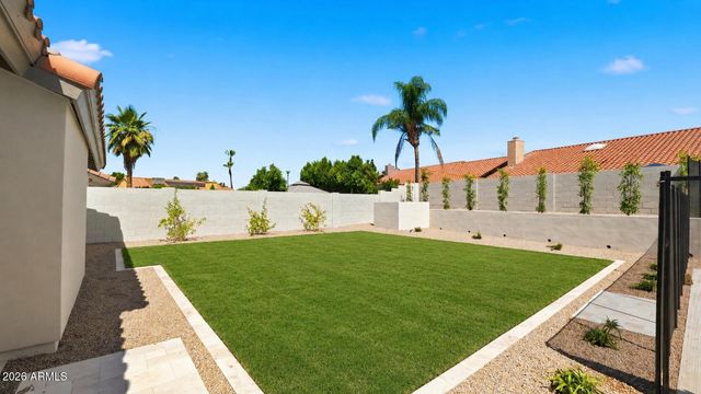 5838 E LE MARCHE Avenue, Scottsdale, AZ 85254