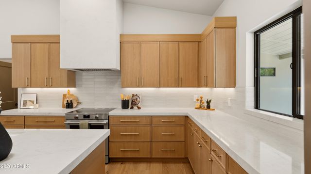 5838 E LE MARCHE Avenue, Scottsdale, AZ 85254