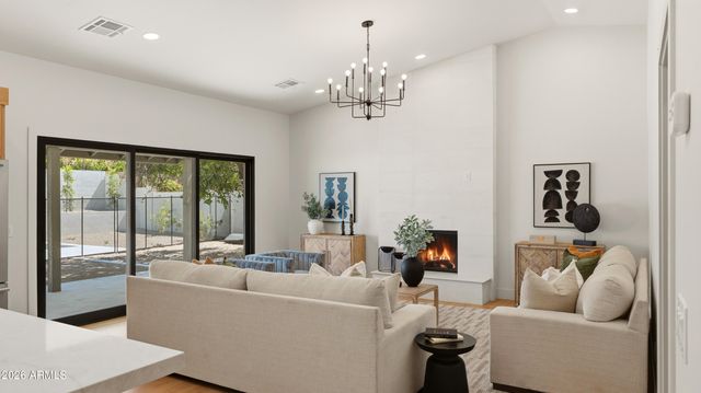 5838 E LE MARCHE Avenue, Scottsdale, AZ 85254