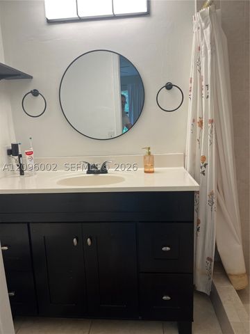 10301 NW 11th St 104, Pembroke Pines, FL 33026