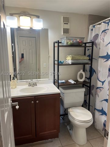 10301 NW 11th St 104, Pembroke Pines, FL 33026