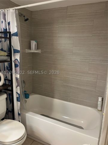 10301 NW 11th St 104, Pembroke Pines, FL 33026