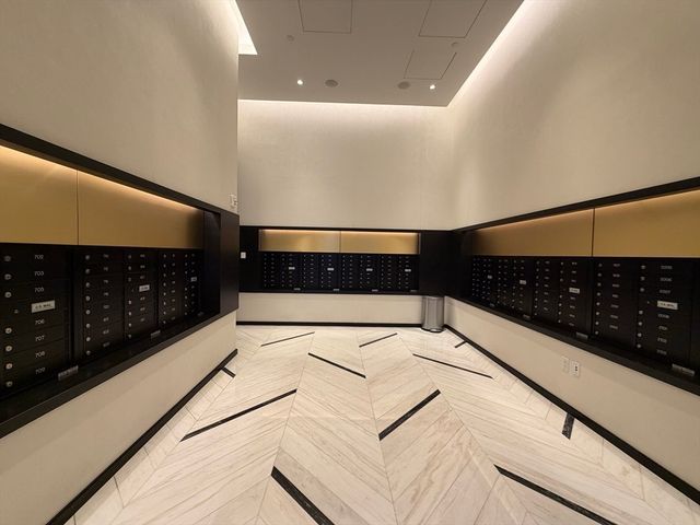 135 Seaport Blvd 708, Boston, MA 02210