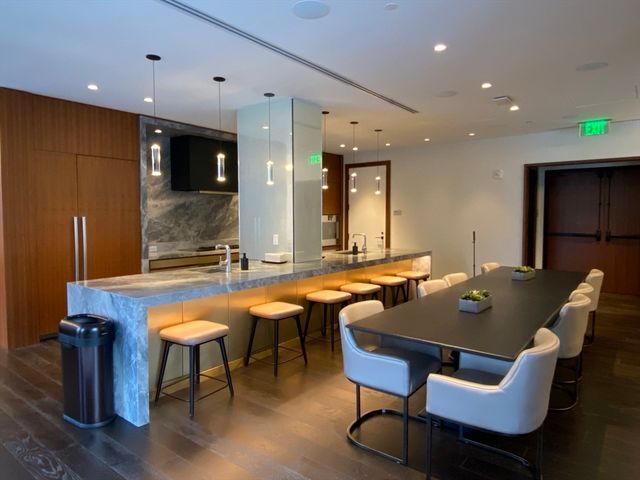 135 Seaport Blvd 708, Boston, MA 02210