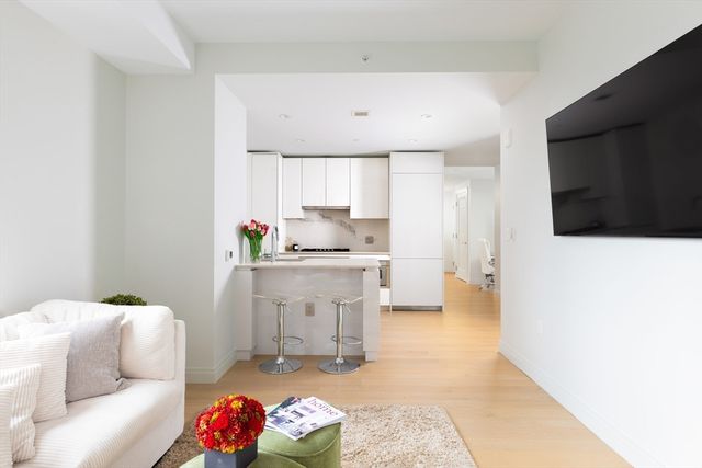 135 Seaport Blvd 708, Boston, MA 02210