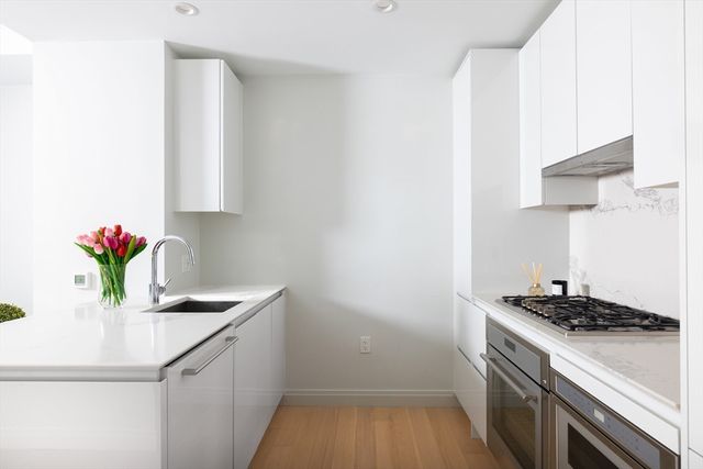 135 Seaport Blvd 708, Boston, MA 02210