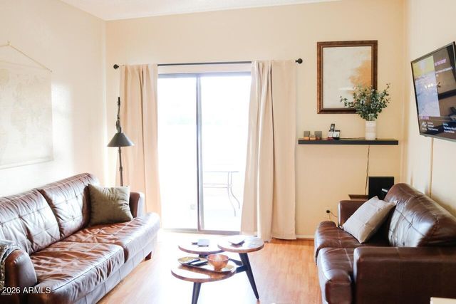 5757 W EUGIE Avenue 2088, Glendale, AZ 85304