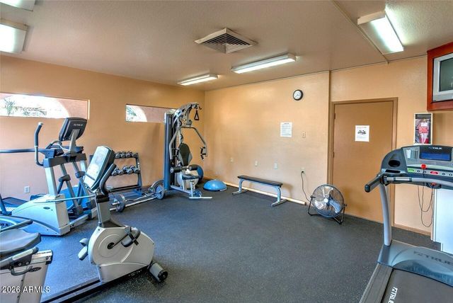 5757 W EUGIE Avenue 2088, Glendale, AZ 85304