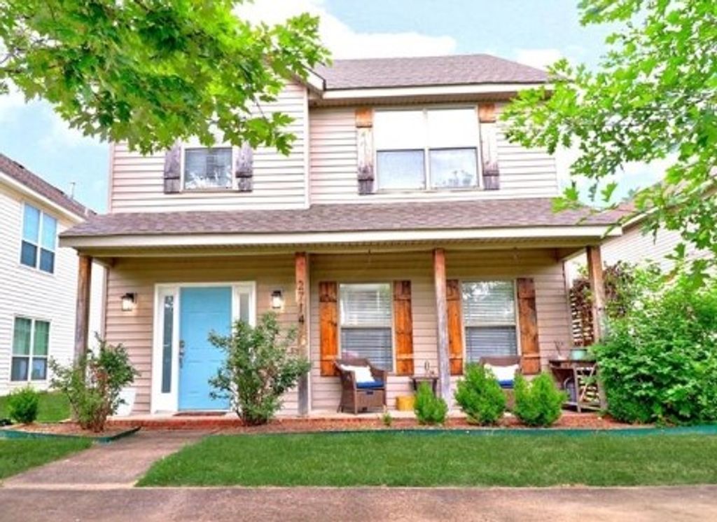 2714 Westminster Drive, Fayetteville, AR 72704