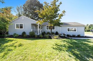 19 Deerfield Circle, Hampden, MA 01036