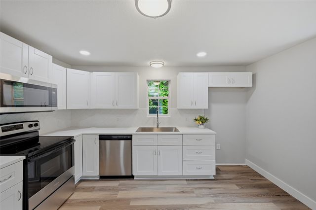 1525 W Woodard Street, Denison, TX 75020