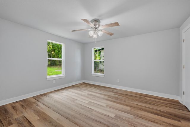 1525 W Woodard Street, Denison, TX 75020