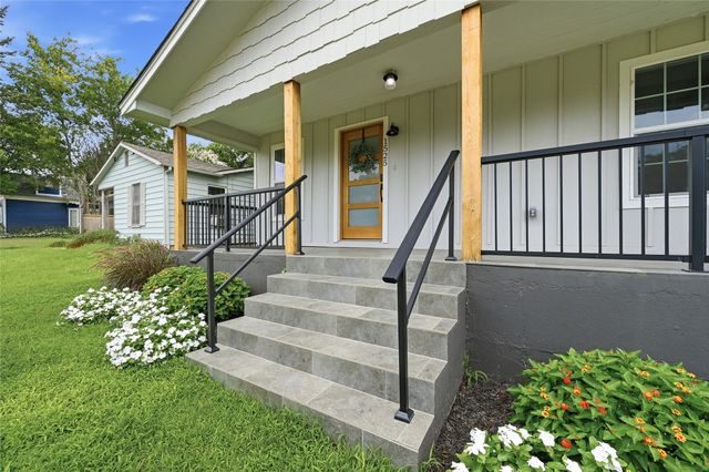 1525 W Woodard Street, Denison, TX 75020