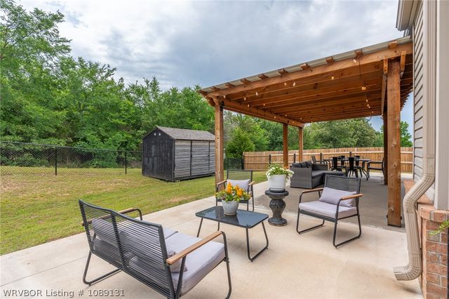 821 Woodland Way, Greenwood, AR 72936