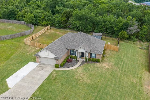 821 Woodland Way, Greenwood, AR 72936