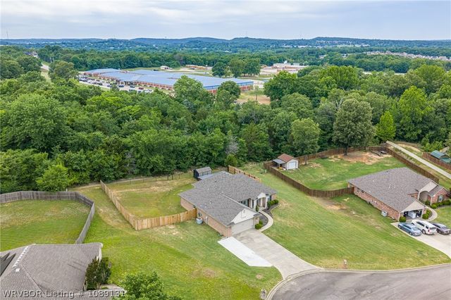 821 Woodland Way, Greenwood, AR 72936