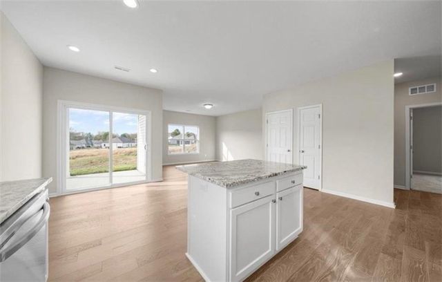 7711 NW 123rd Terrace, Kansas City, MO 64163