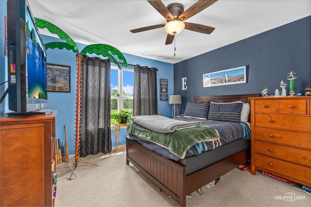 506 Simsbury Court, Oswego, IL 60543
