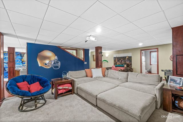 506 Simsbury Court, Oswego, IL 60543