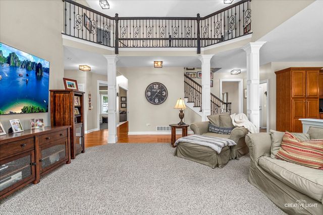 506 Simsbury Court, Oswego, IL 60543