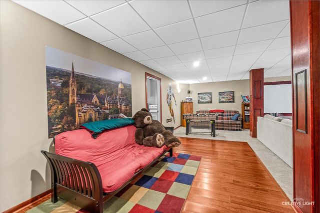 506 Simsbury Court, Oswego, IL 60543