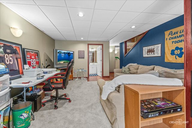 506 Simsbury Court, Oswego, IL 60543