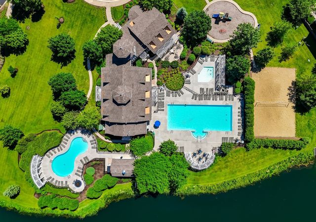 506 Simsbury Court, Oswego, IL 60543