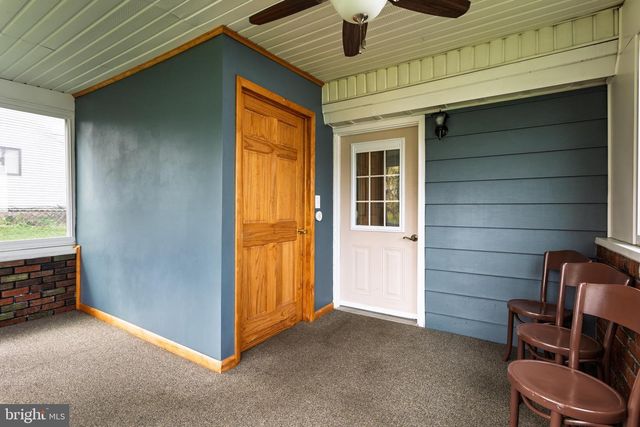333 S LEHIGH AVE, Frackville, PA 17931