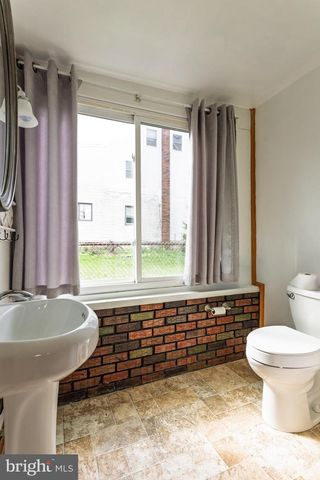 333 S LEHIGH AVE, Frackville, PA 17931