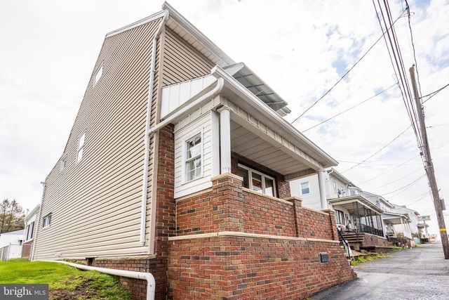 333 S LEHIGH AVE, Frackville, PA 17931