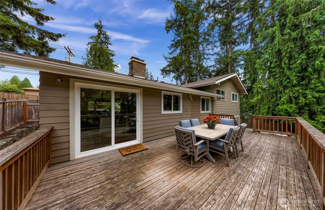 19115 104th Avenue NE, Bothell, WA 98011