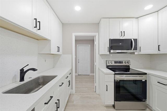 1287 NW 31st Way, Lauderhill, FL 33311