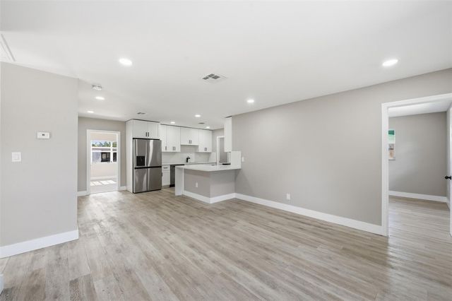 1287 NW 31st Way, Lauderhill, FL 33311